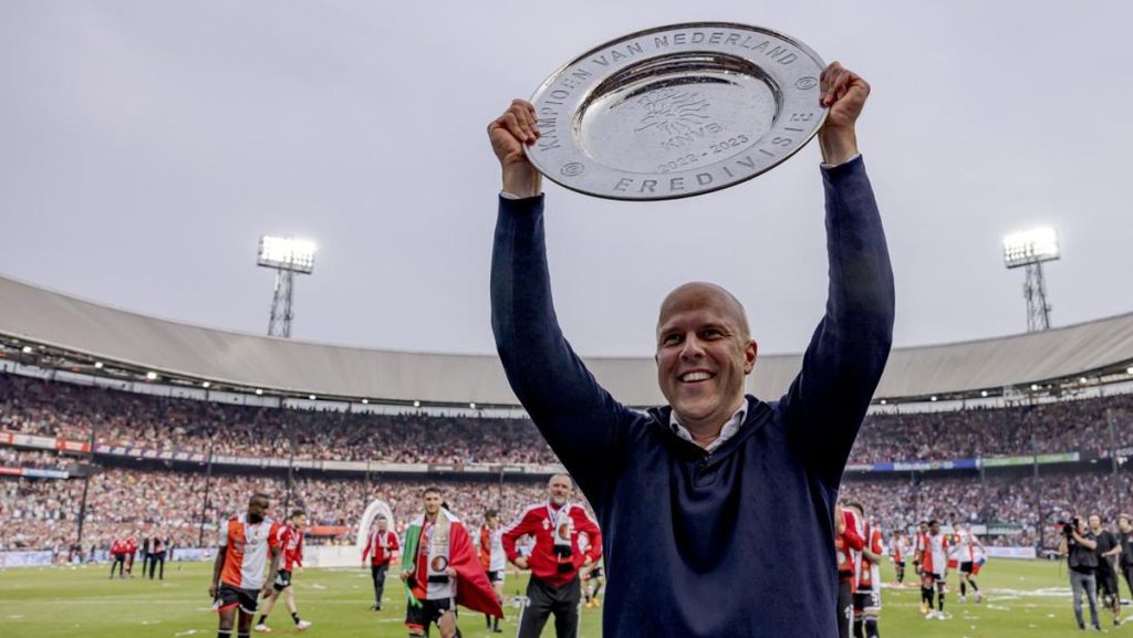 Karier Arne Slot, Prestasi Arne Slot, Sejarah Feyenoord, Juara Eredivisie, UEFA Conference League, Final Conference League,